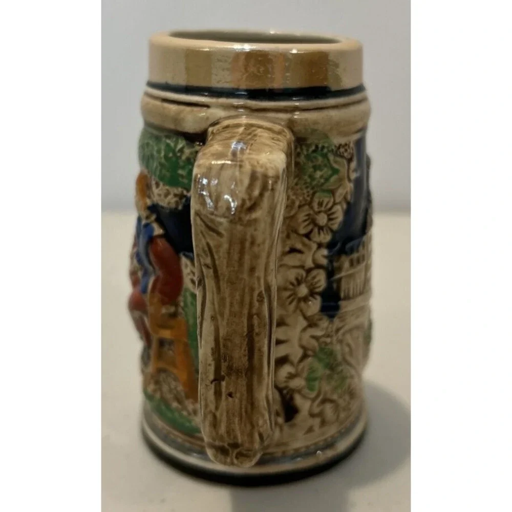 Vintage Mini Beer Stein Country Scene‎